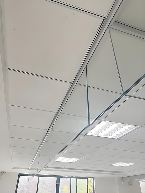 齐干却勒街道玻璃齐干却勒街道挡烟垂壁