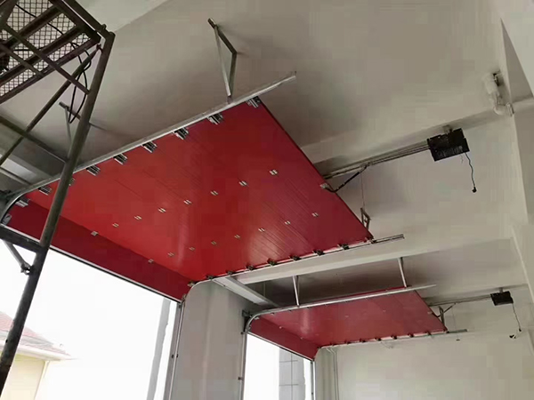 齐干却勒街道工业翻板门