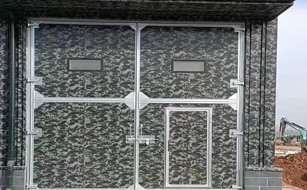 齐干却勒街道工业平开门