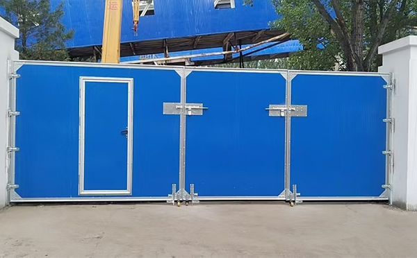 齐干却勒街道工业平开门