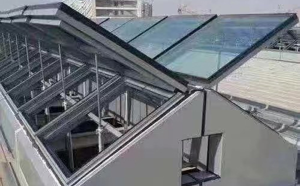 电动齐干却勒街道排烟窗适合安装在什么地方