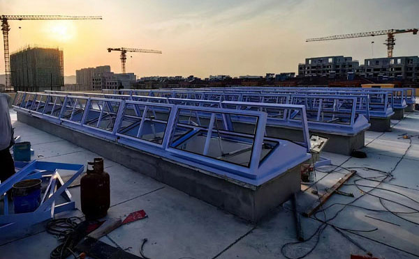 消防齐干却勒街道排烟窗风机选择主要看哪几点