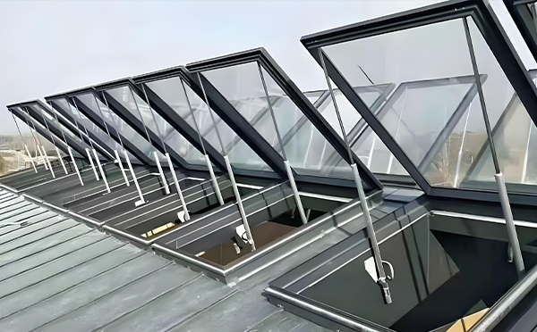 消防齐干却勒街道排烟窗的接线安装指南