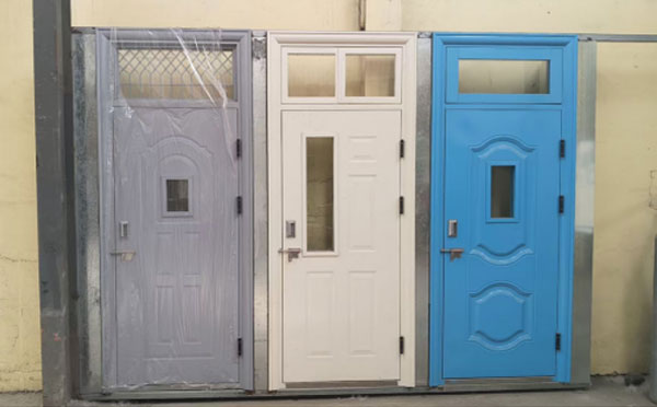 齐干却勒街道学校教室门