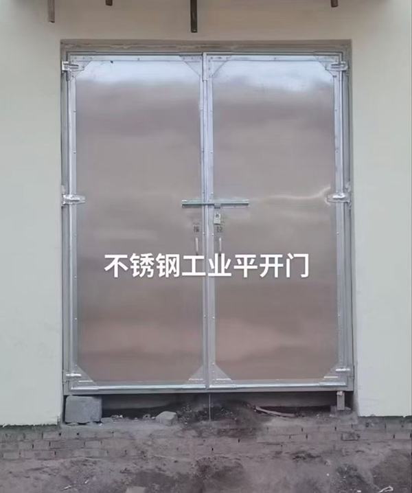 不锈钢齐干却勒街道工业平开门在现代工业场景中的应用实践